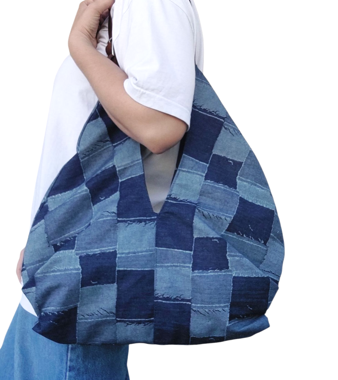 TOKYO JEANS SHOULDER BAG WITH LEATHER HANDLE