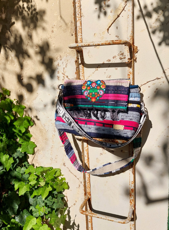 MEXICAN HEART MALIBU HANDBAG new size