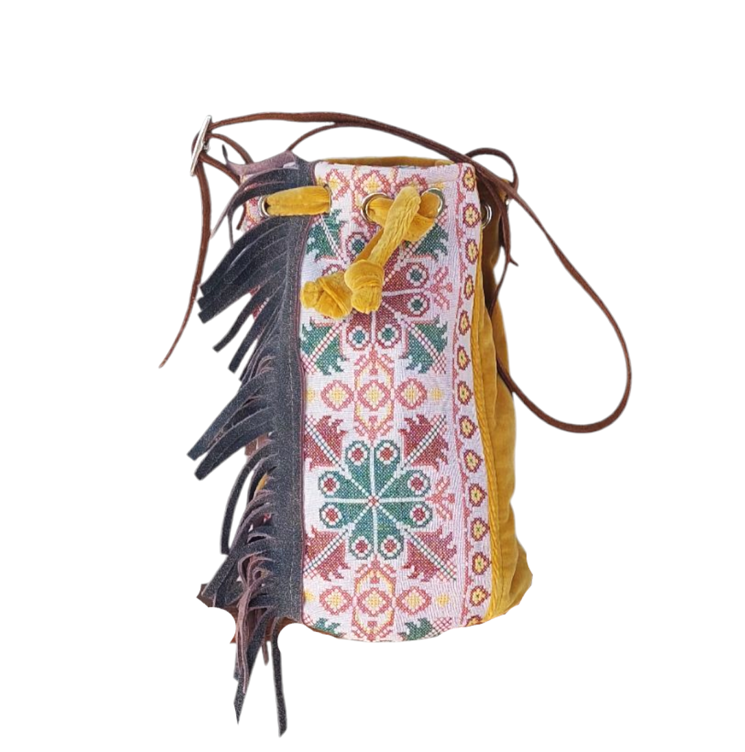 "SEMEDAKI" FRINGES BUCKET BAG WITH LEATHER STRAP