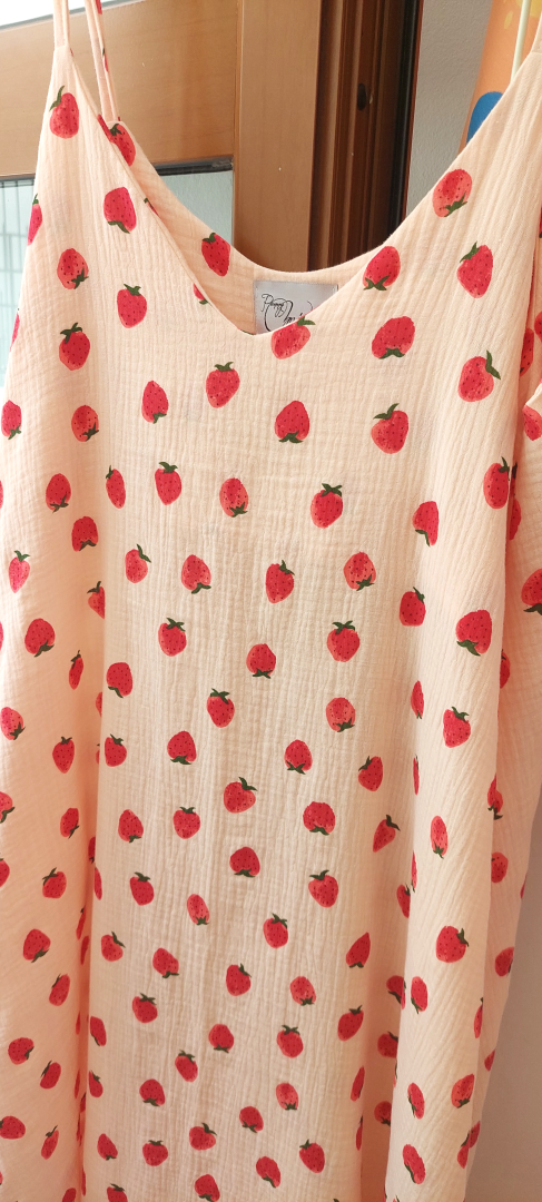 STRAWBERRY DRESS