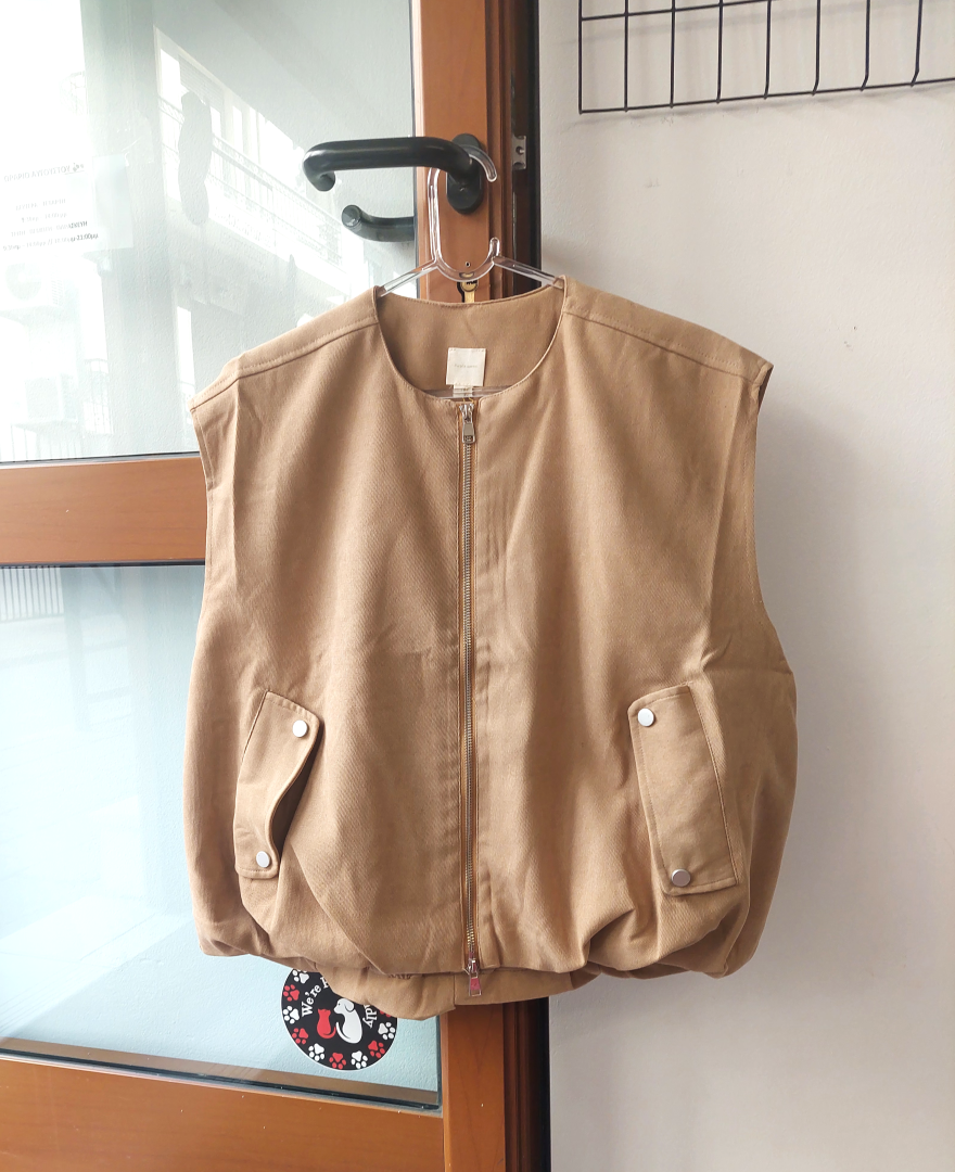 BEIGE CORD VEST
