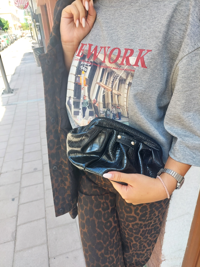BLACK CROCO DUMPLING POUCH BAG - MINI