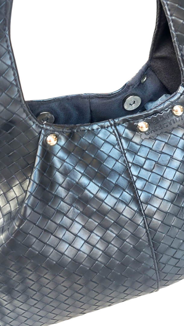 BLACK NET HOBO SHOULDER BAG