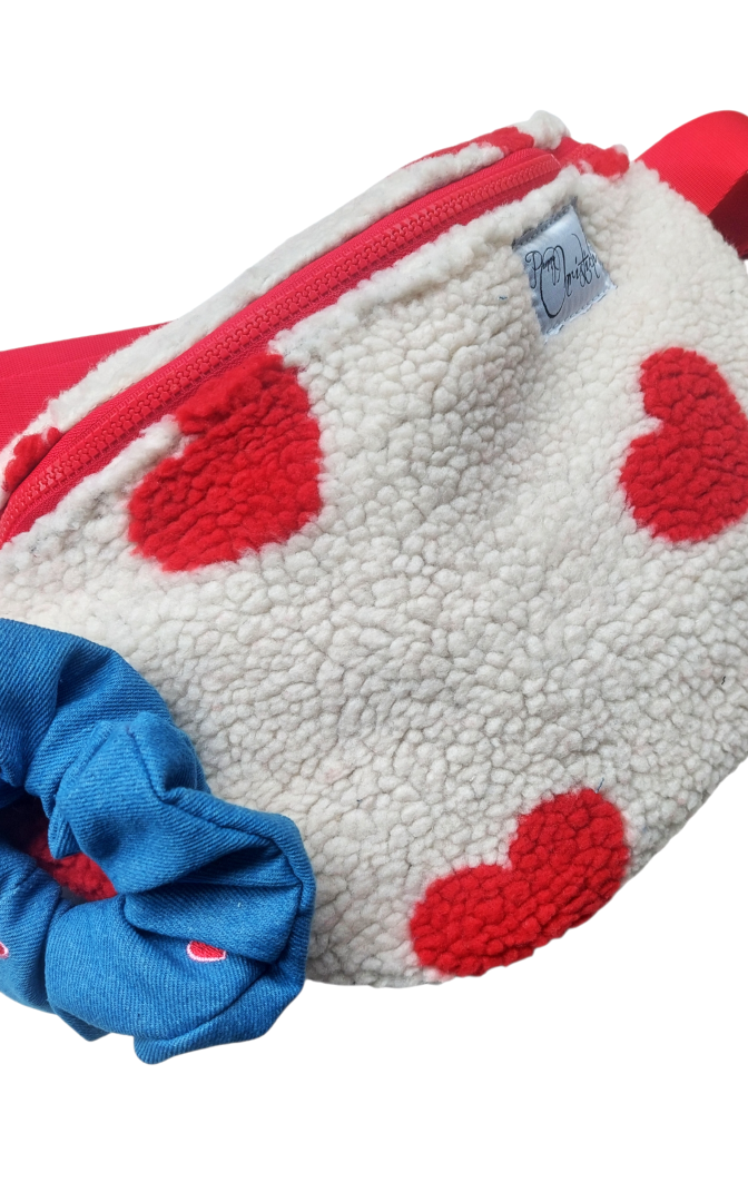 HEARTS TEDDY CROSS BODY BAG