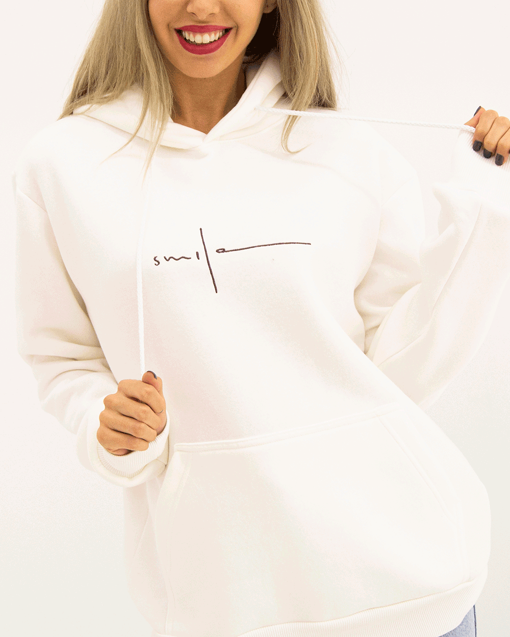 SMILE CAMELLIA WHITE HOODIE