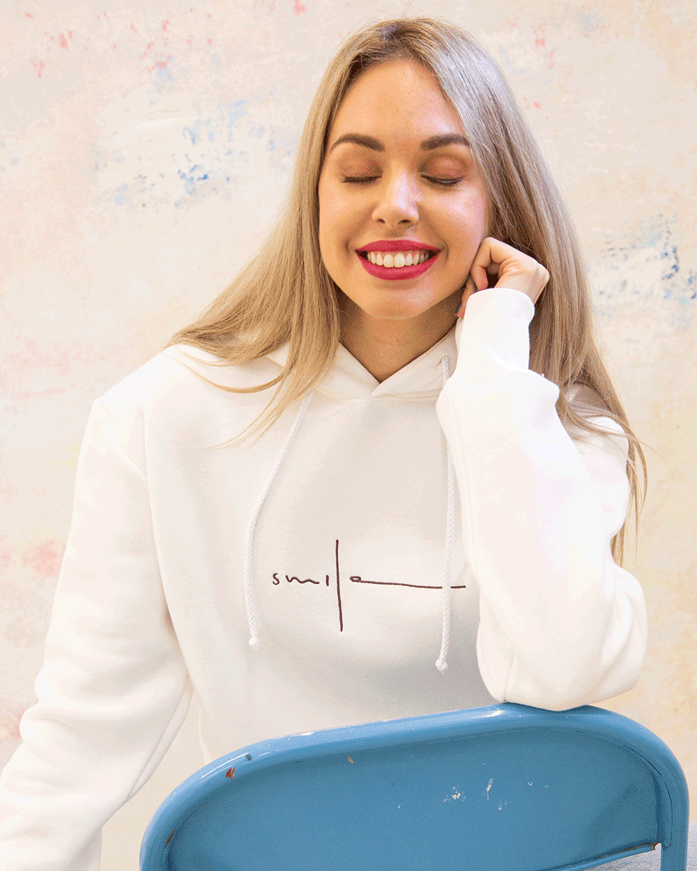 SMILE CAMELLIA WHITE HOODIE