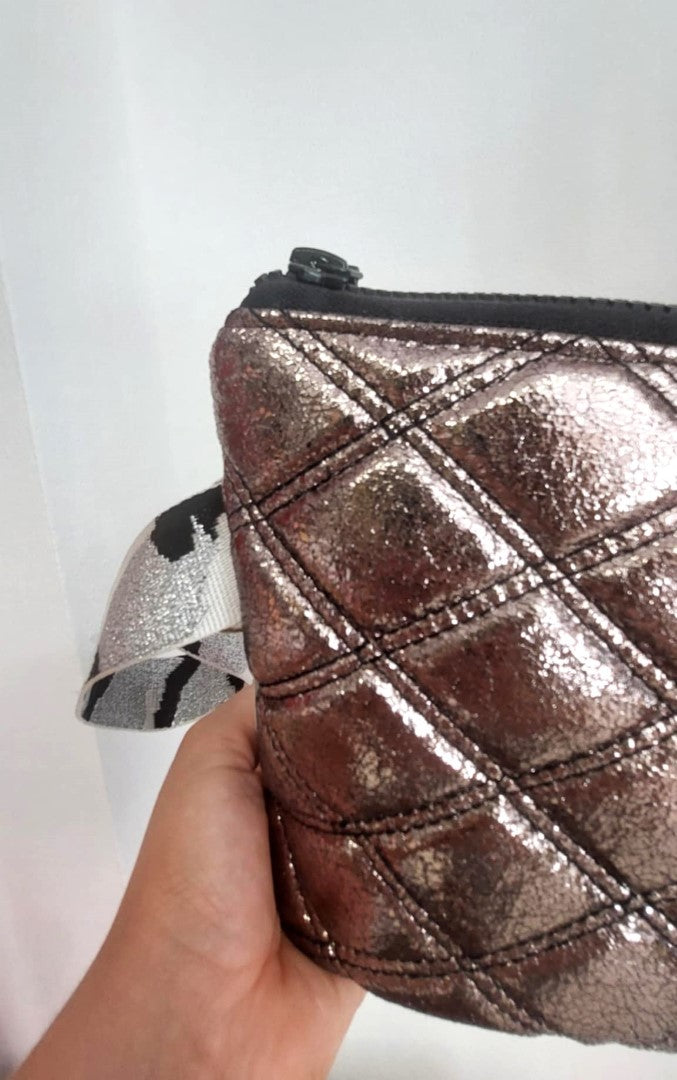 SILVER PADDED POUCH