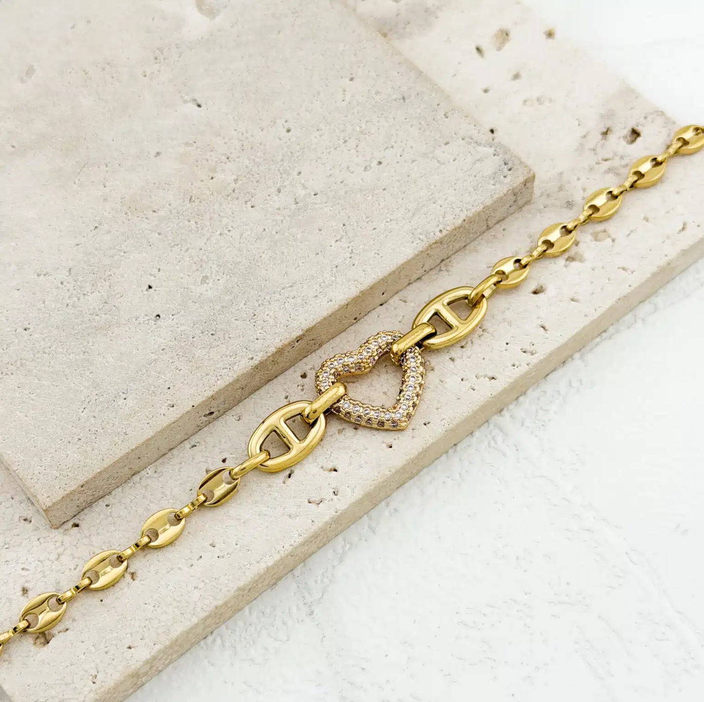 Ατσάλινο βραχιόλι Καρδιά Στρασάκια