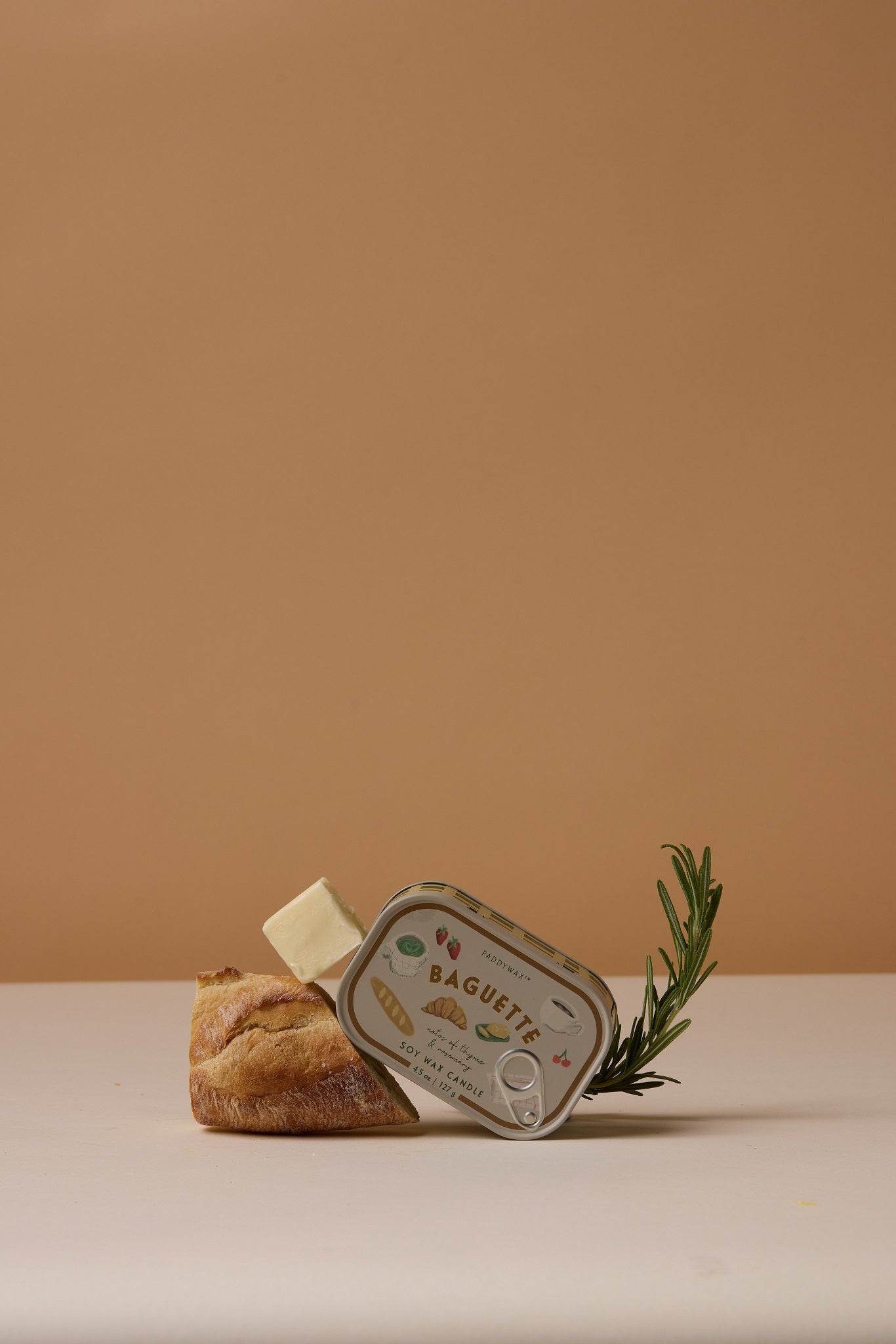 Bistro French Baguette Rosemary Thyme Φυτικό Κερί 127gr σε μεταλλικό δοχείο-κονσέρβα
