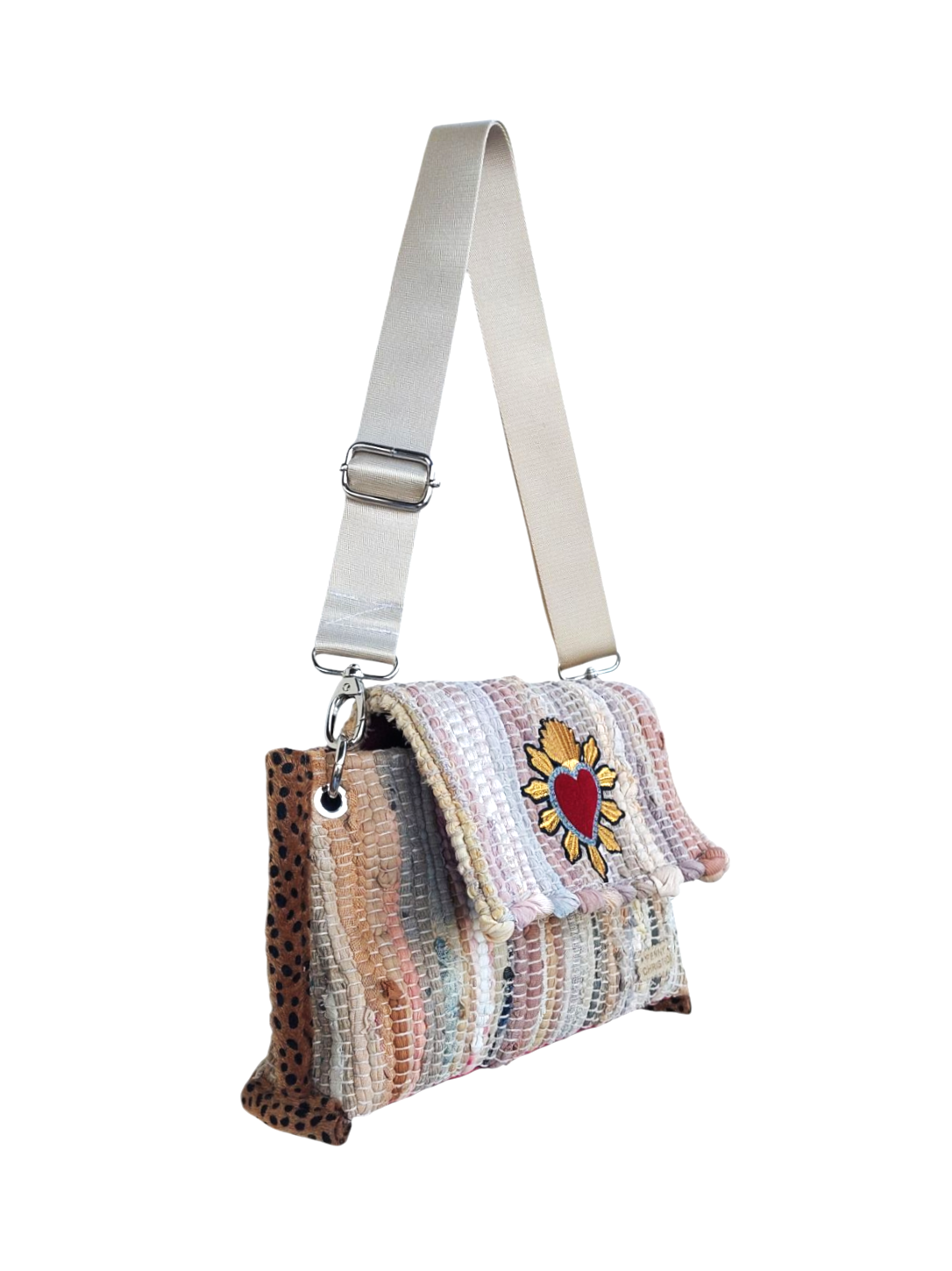 RED HEART BEIGE MALIBU HANDBAG