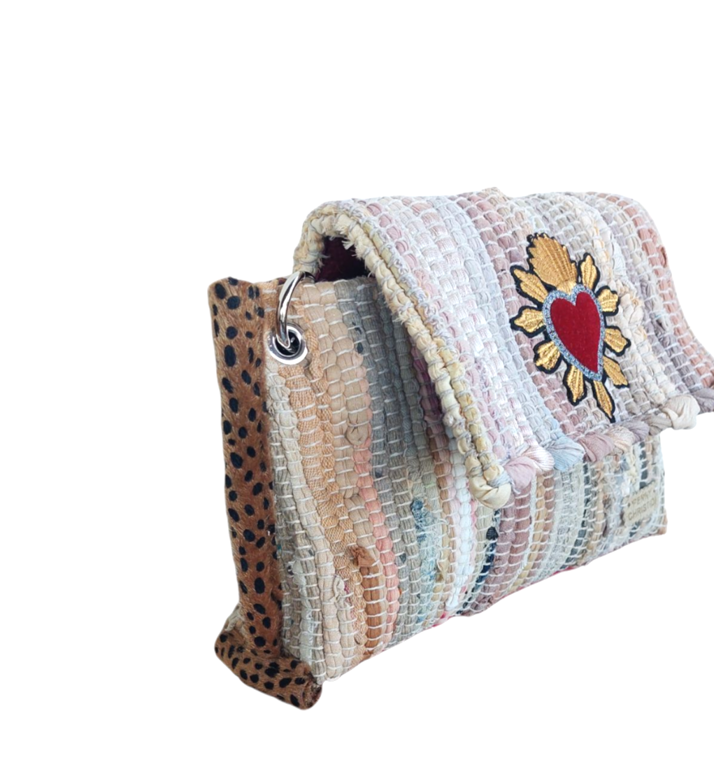 RED HEART BEIGE MALIBU HANDBAG