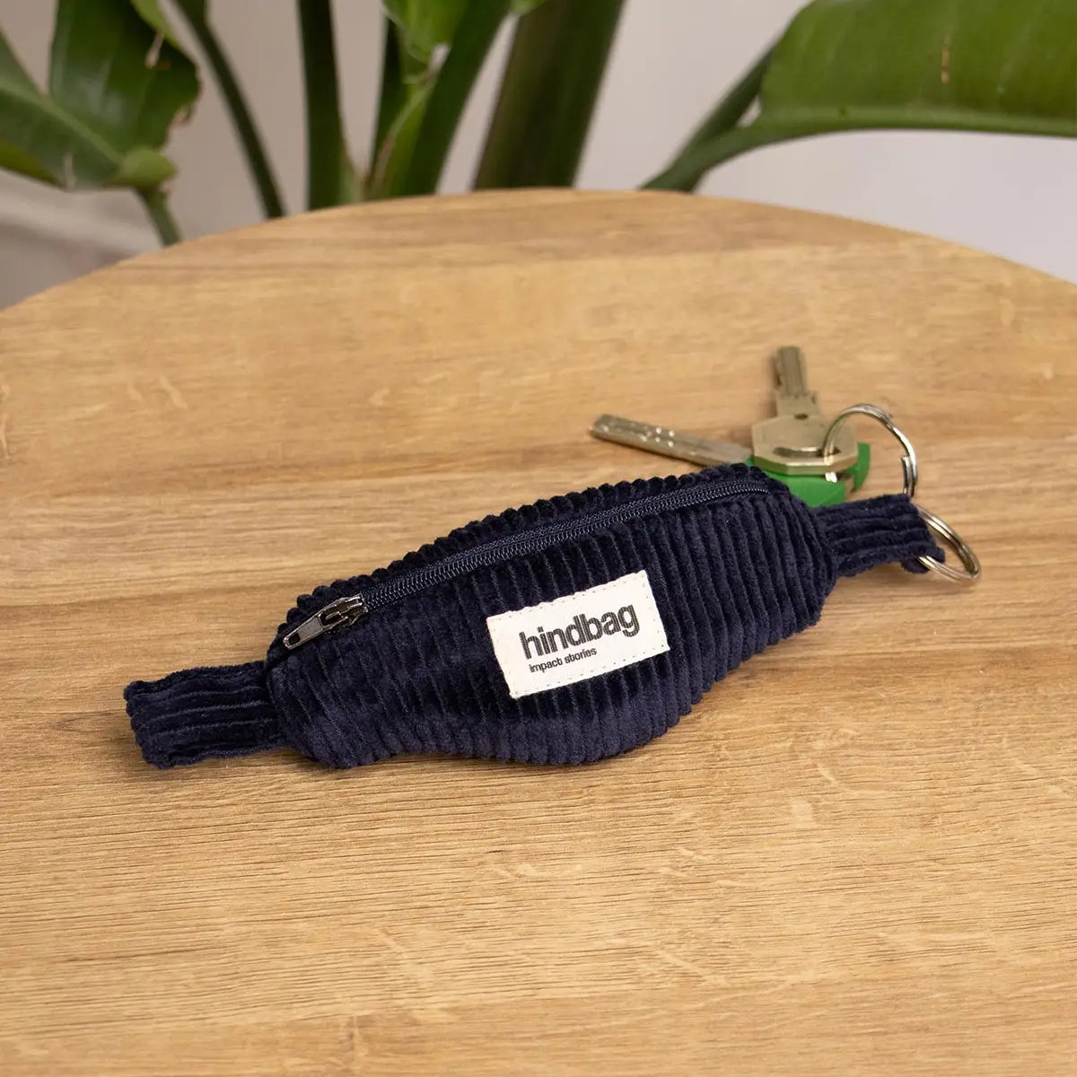 Banana Keychain Velvet Navy