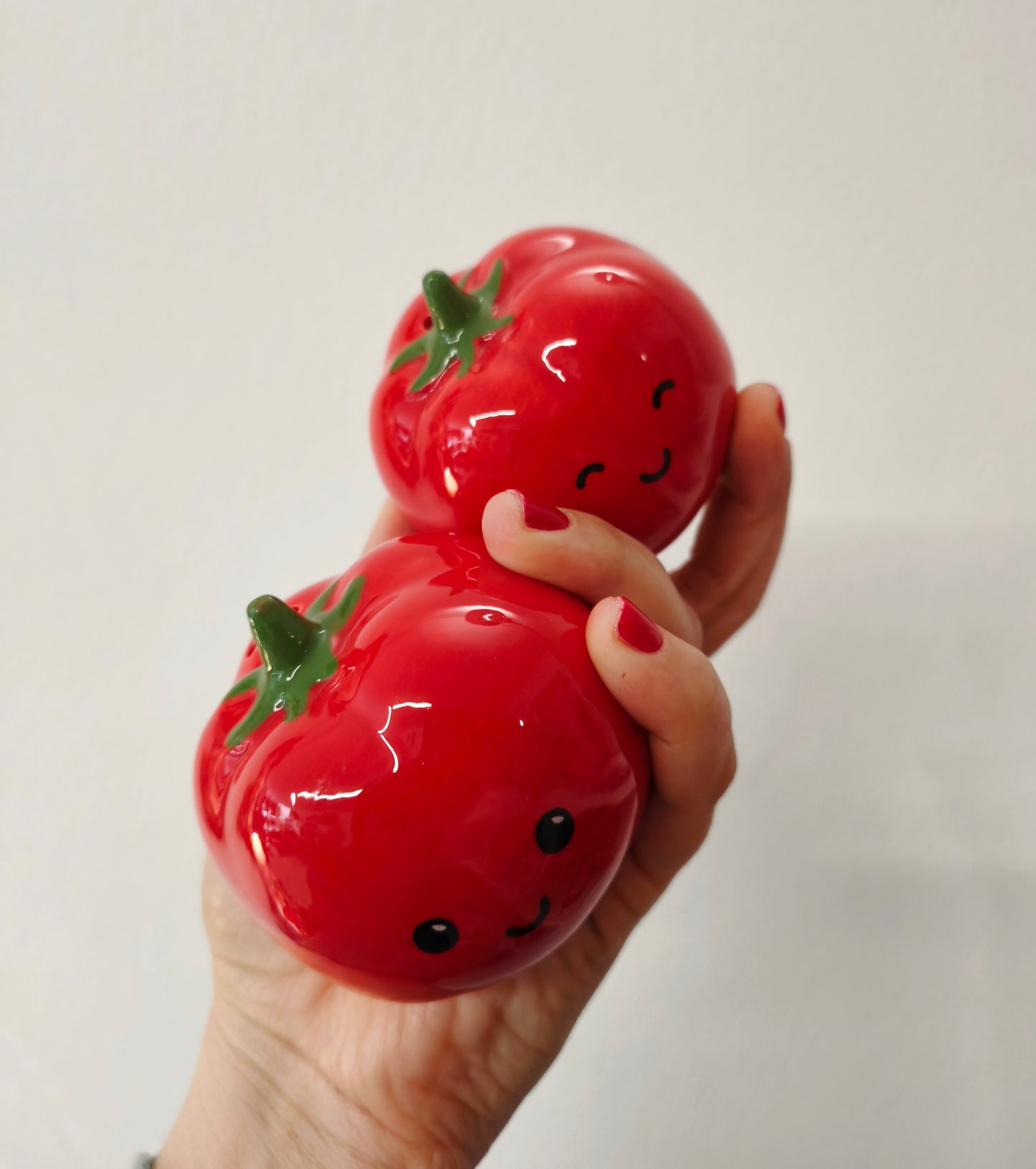 Tomato Salt & Pepper Shakers