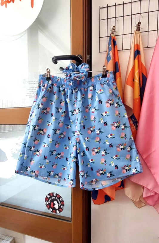 BLUE FLOWERS SHORTS