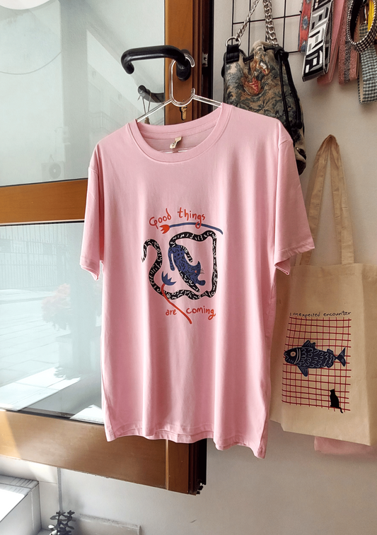 ''Good things are coming'' T-shirt