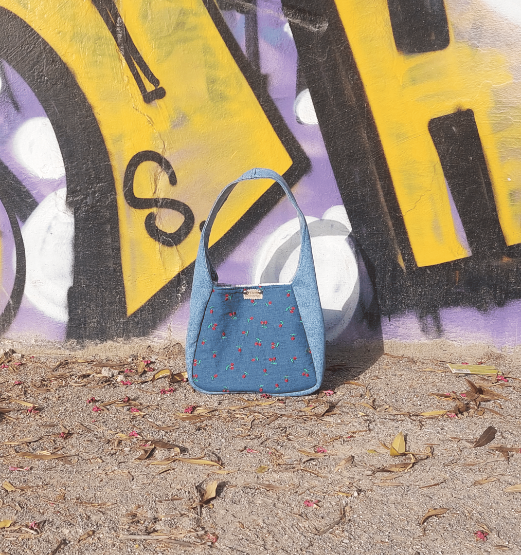 CHERRY UPCYCLING JEANS ALISSA HANDBAG