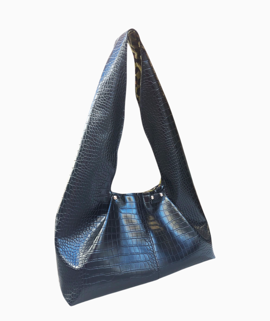 BLACK CROCO HOBO SHOULDER BAG
