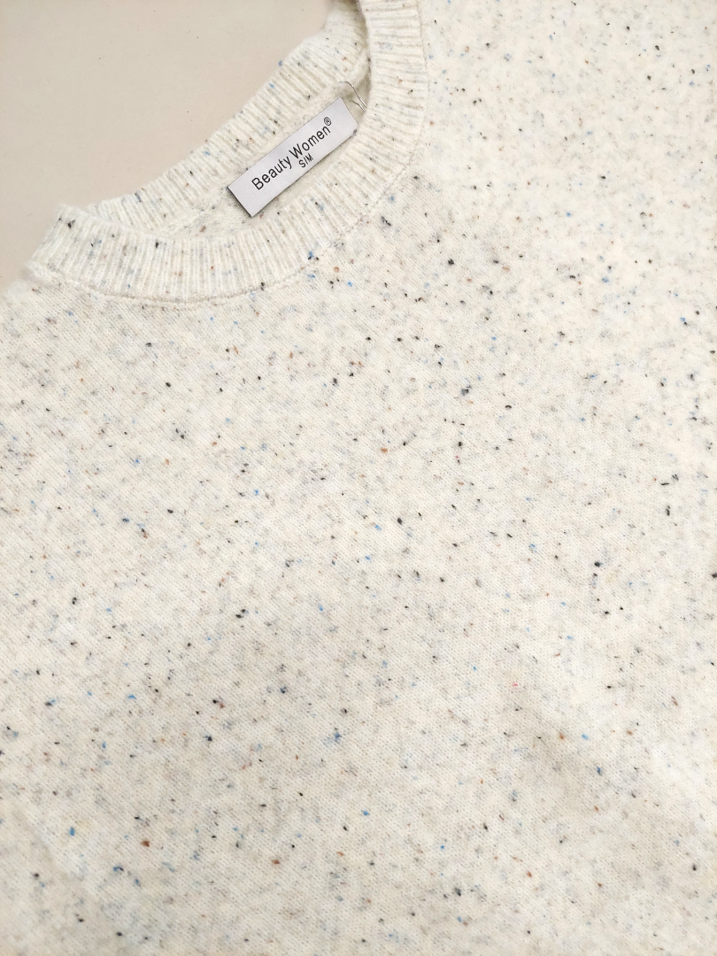 GREY BOX SWEATER