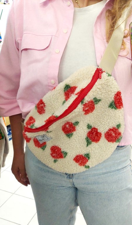 ROSES TEDDY CROSS BODY BAG