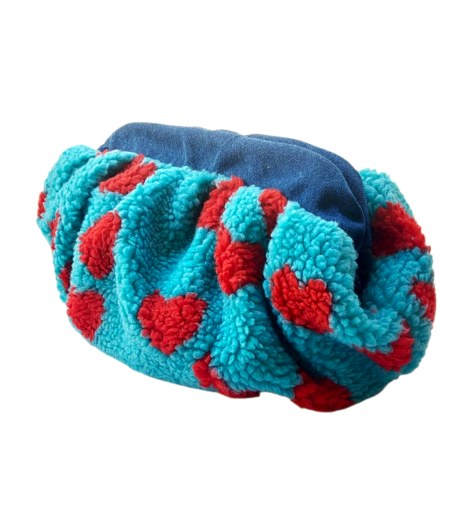 HEARTS TEDDY DUMPLING POUCH BAG - MEDIUM