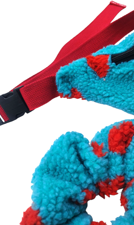 HEARTS TEDDY FANNY PACK