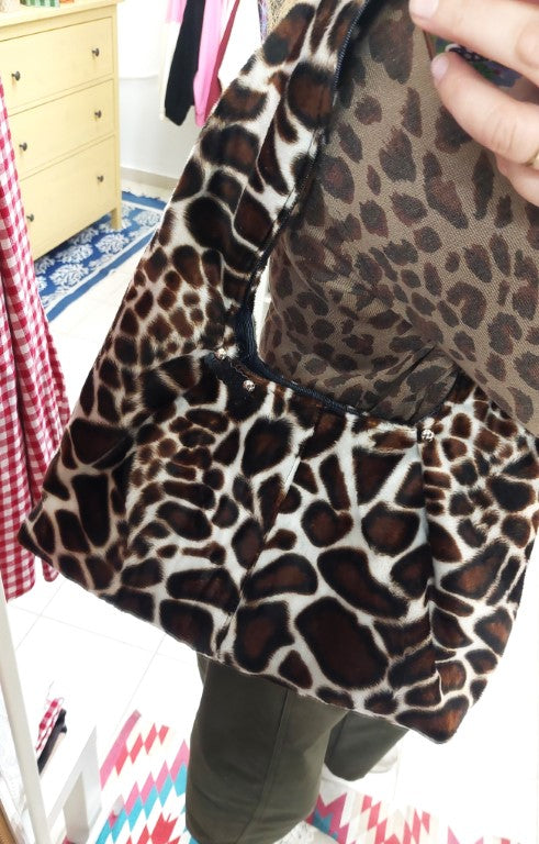 GIRAFFE HOBO SHOULDER BAG