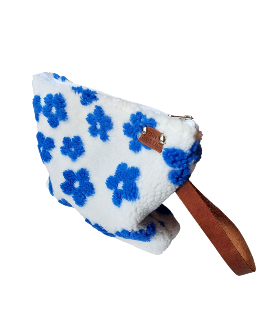 TEDDY MARGARITA POUCH BAG