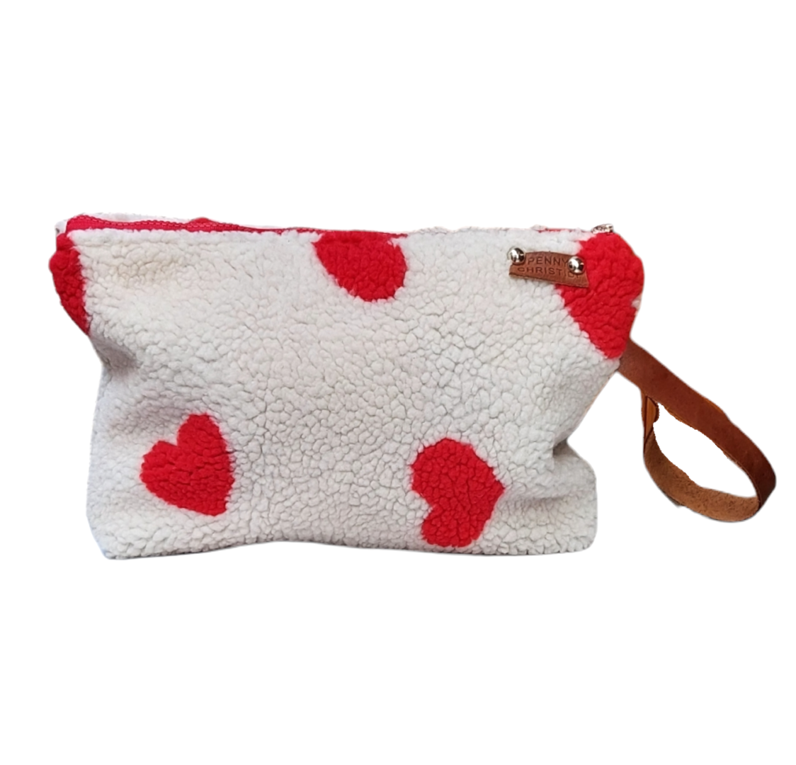 TEDDY HEARTS POUCH BAG