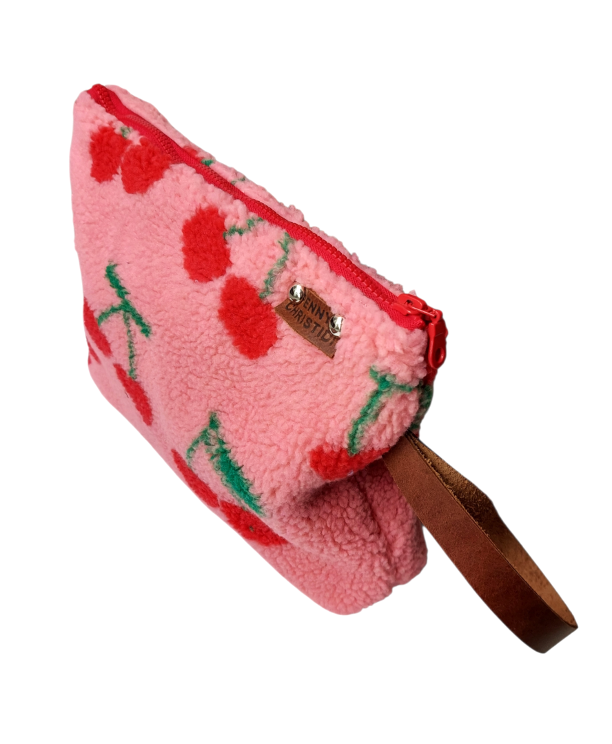 TEDDY CHERRY POUCH BAG