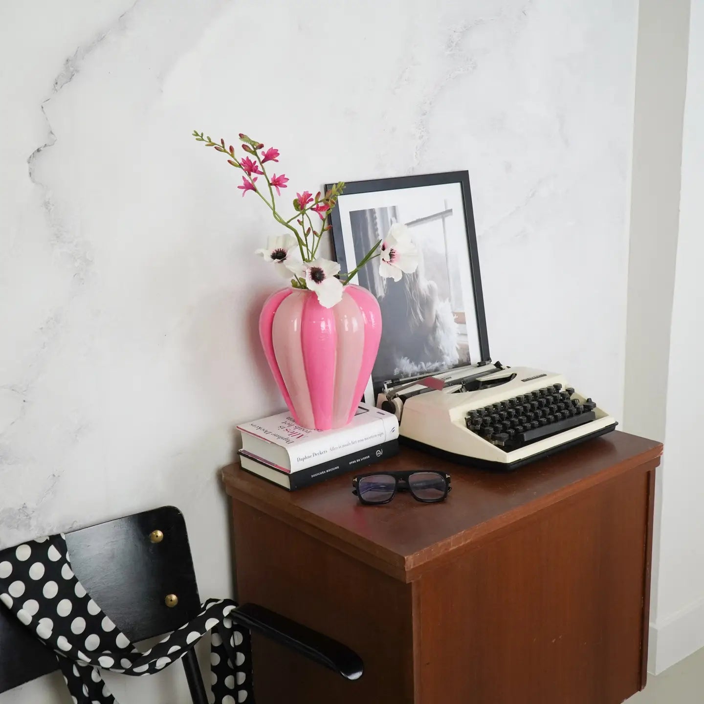 Flower Vase Neon Pink/ Light Pink 20x20x21,5 cm