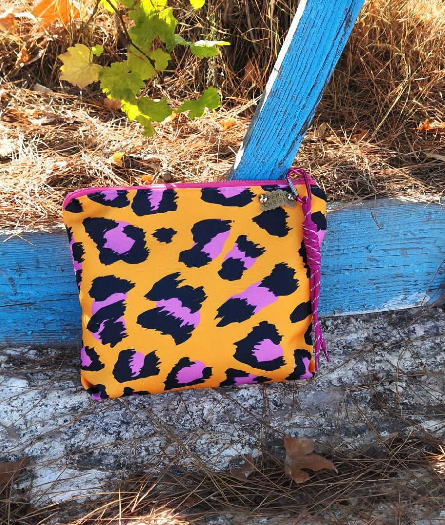 LEOPARD WATERPROOF POUCH