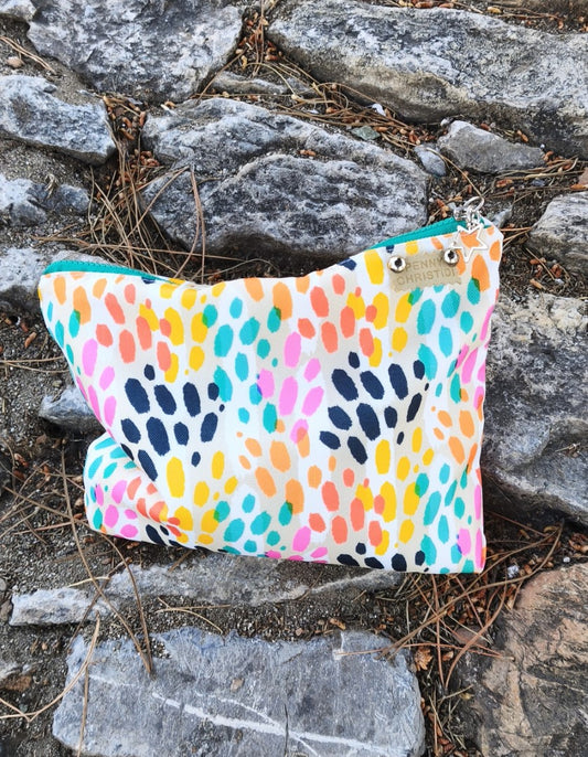 COLOURFUL WATERPROOF POUCH