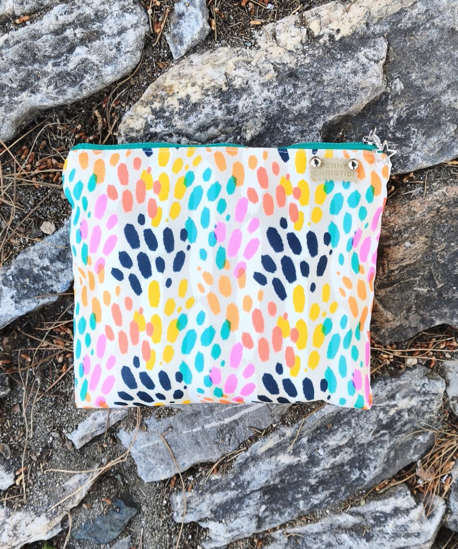 COLOURFUL WATERPROOF POUCH