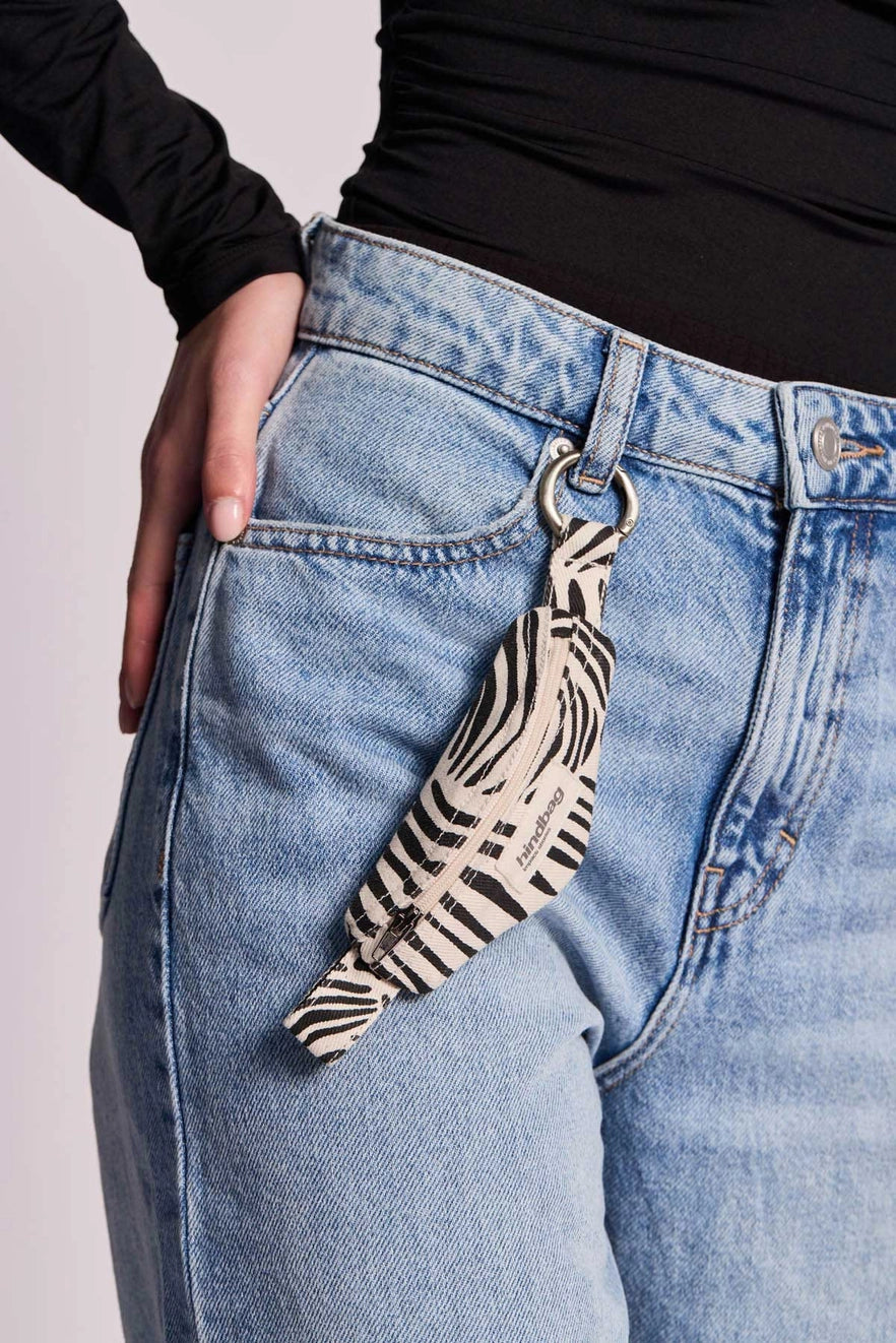 Côme Zebra Cream Banana Keychain