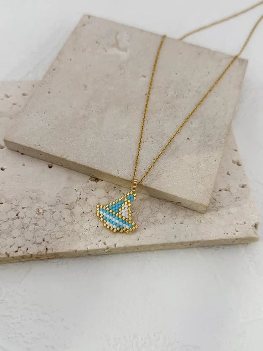 Boat Necklace