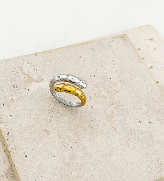 Ατσάλινο δαχτυλίδι Σφυρήλατο Gold & Silver