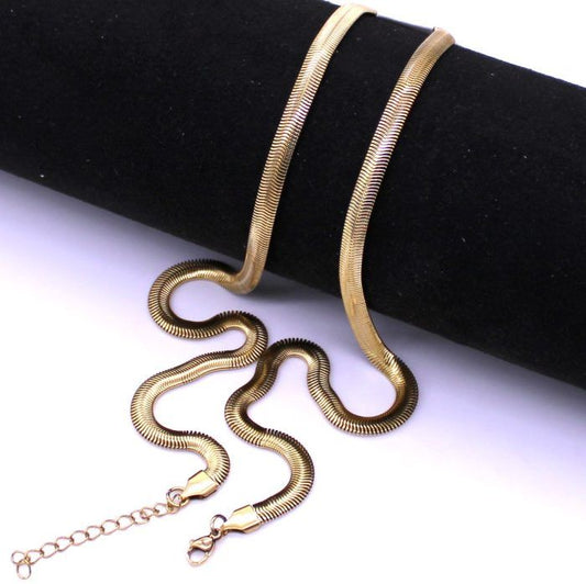 Ατσάλινο Χρυσό μακρύ κολιέ snake 6X2mm