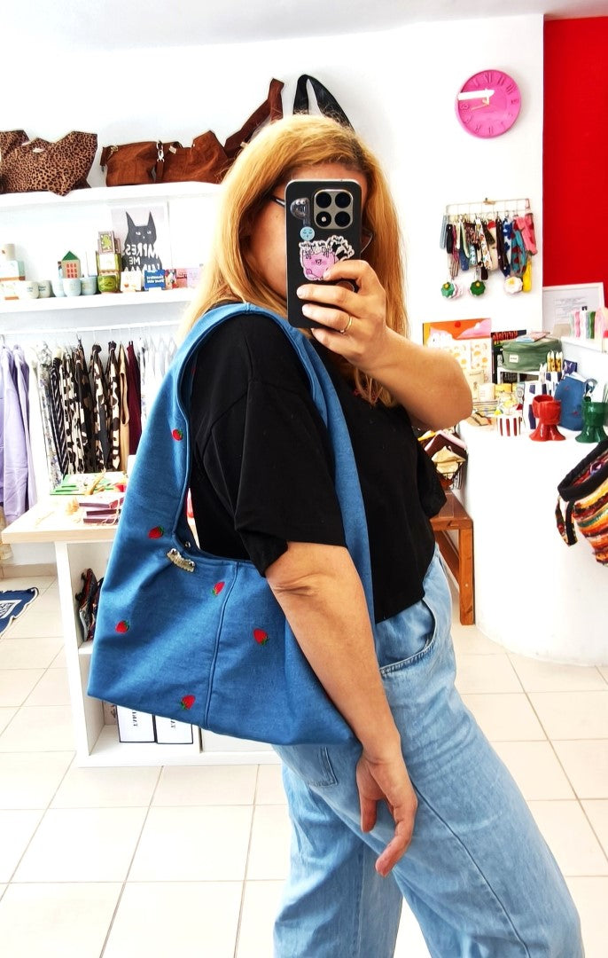 STRAWBERRY JEAN HOBO SHOULDER BAG