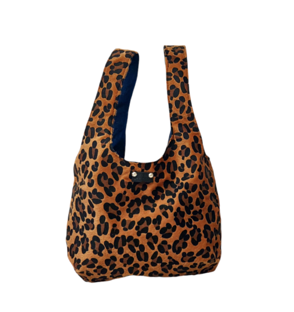 LEOPARD HANDBAG