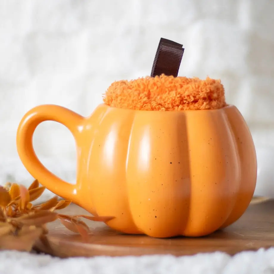 Pumpkin Shaped Autumn Mug and Socks Set