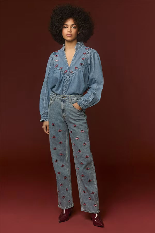 BEE JEANS