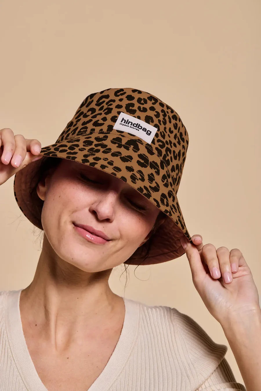 Bob the bucket hat Leopard Cinnamon