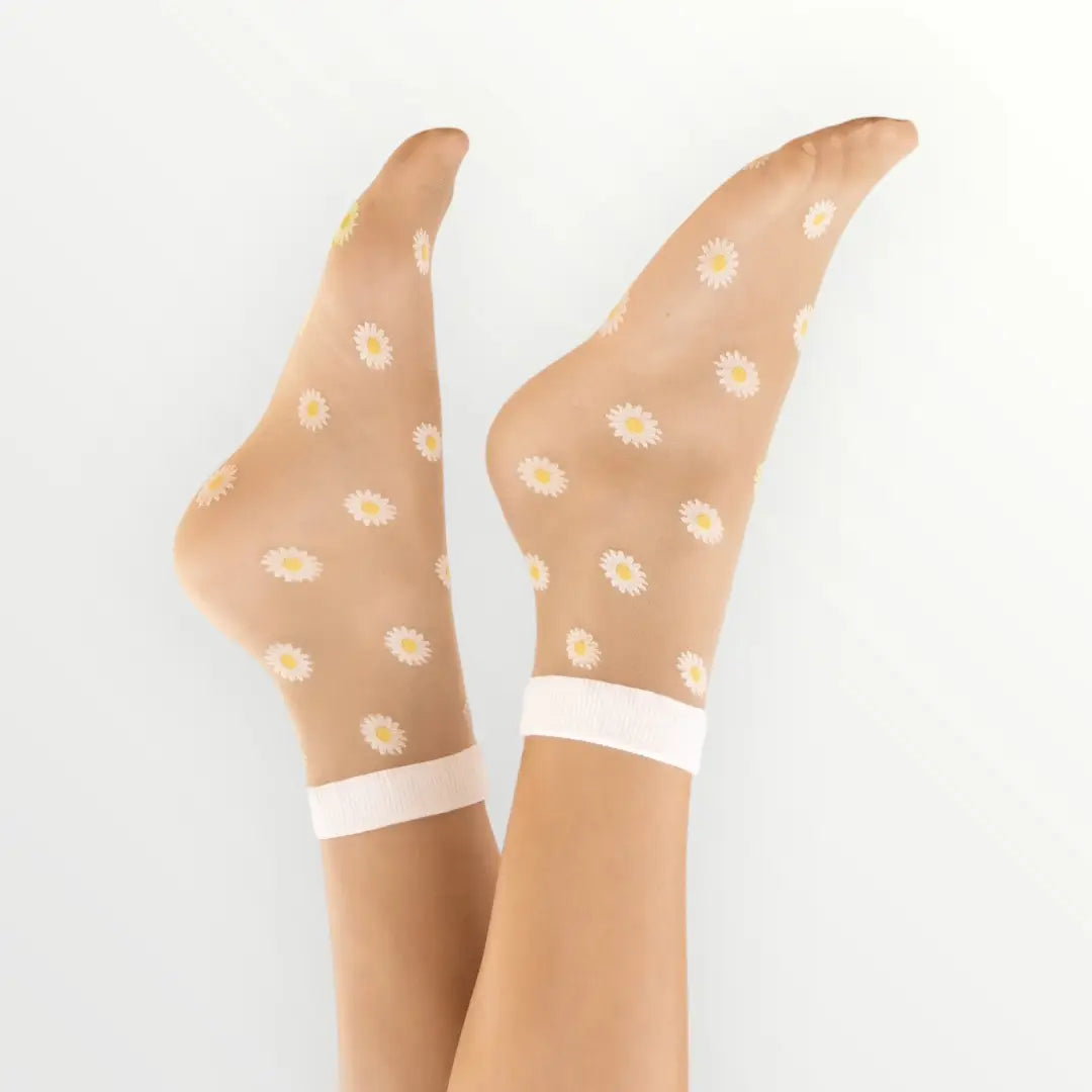Daisy Nude Socks Embroidered Veil