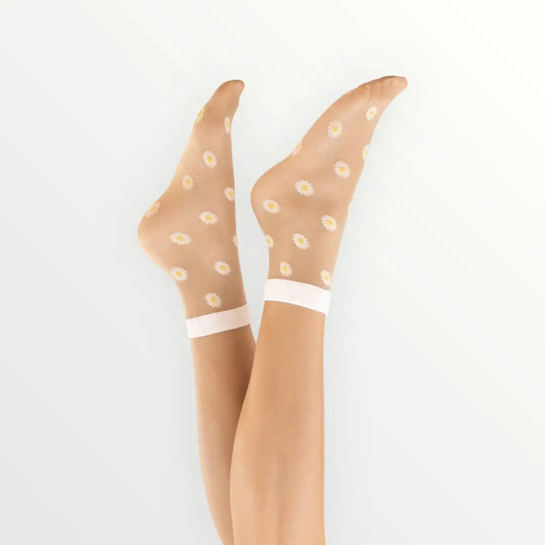 Daisy Nude Socks Embroidered Veil