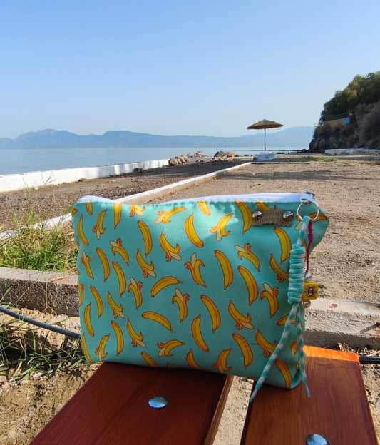 BANANAS WATERPROOF POUCH